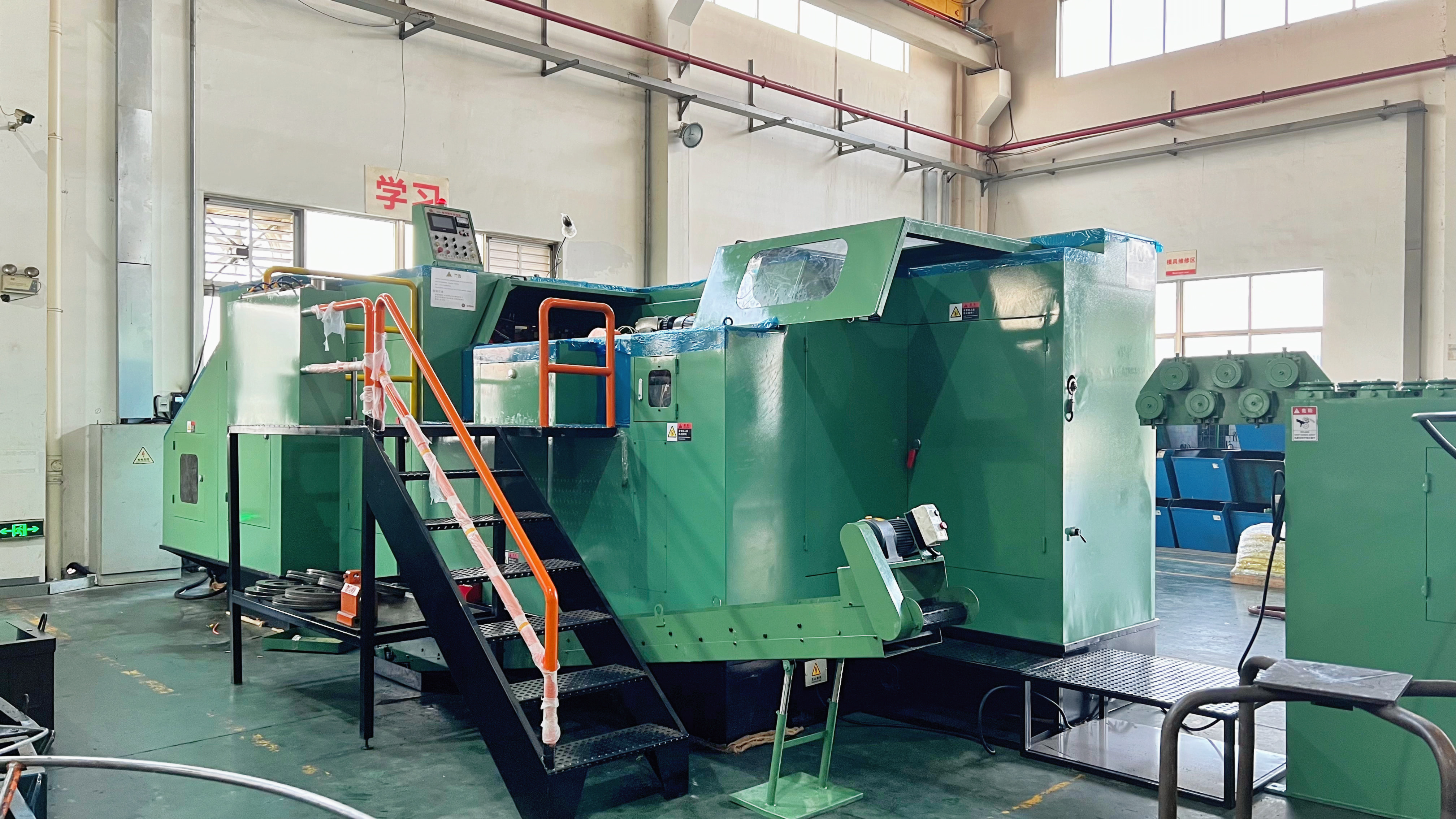 Vylepšovanie našich nástrojov, zdokonaľovanie nášho remesla: Jinsixi predstavuje 24B stroj na výrobu spojovacích materiálov za studena